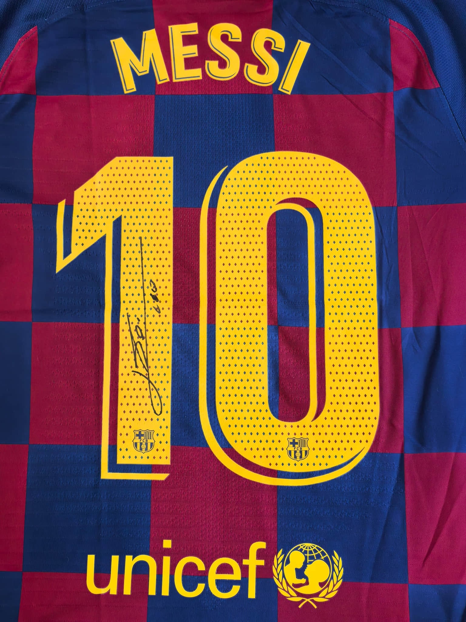 LIONEL MESSI SIGNED JERSEY - 3