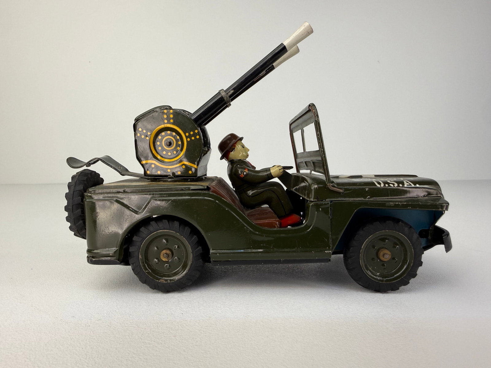 1950-60's Tin Litho Friction Military Jeep (1 of 8)