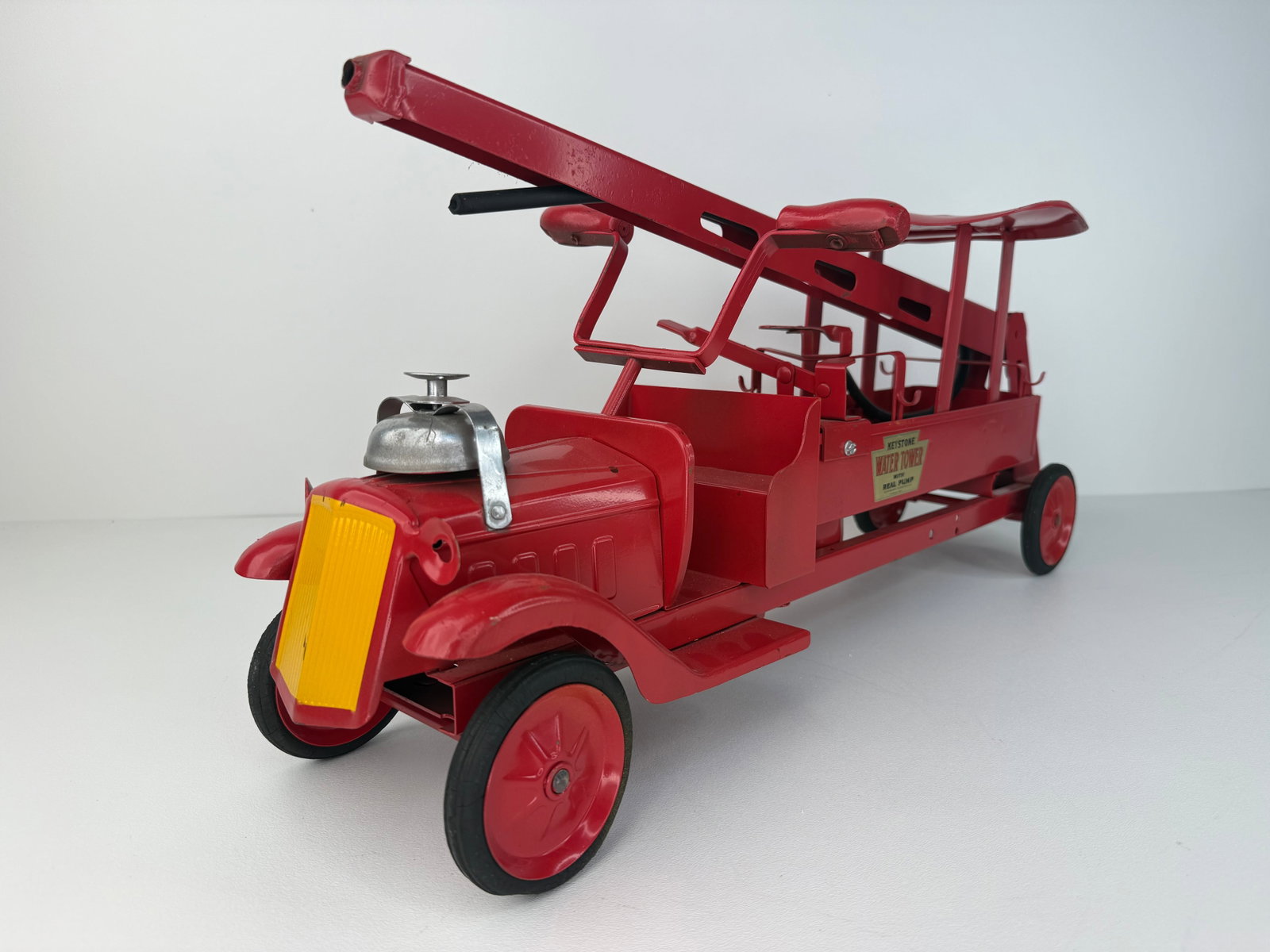 1920s Keystone Pressed Steel Water Tower riding fire truck (1 of 10)
