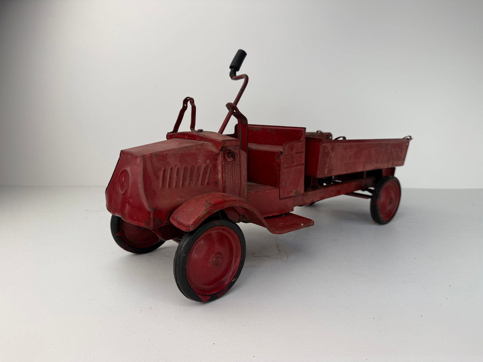 1920s Pressed Steel Ride-on City Fire Dept. Truck (1 of 9)
