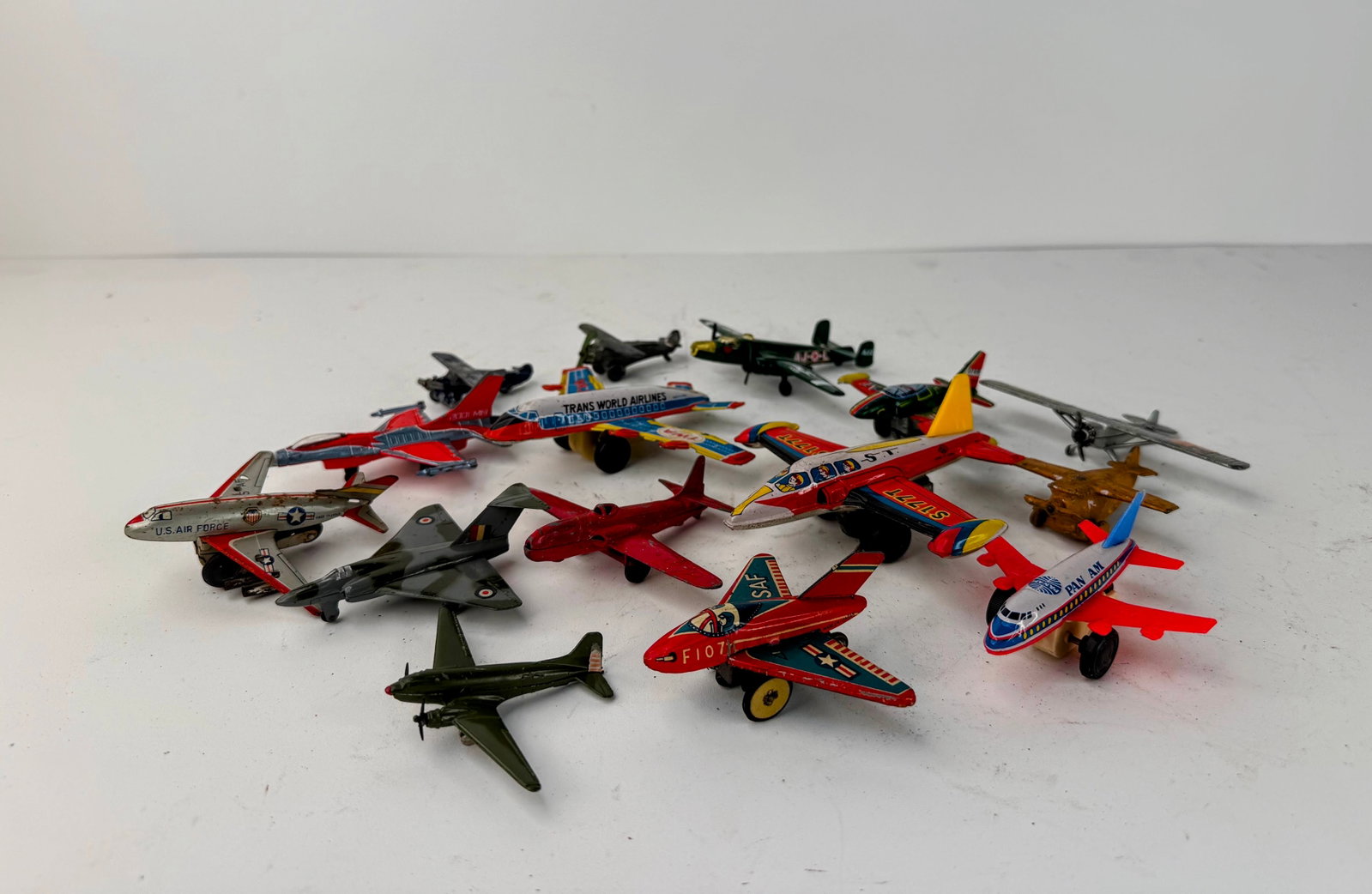 Lot of 15 Tin Litho and metal Toy airplanes (1 of 1)