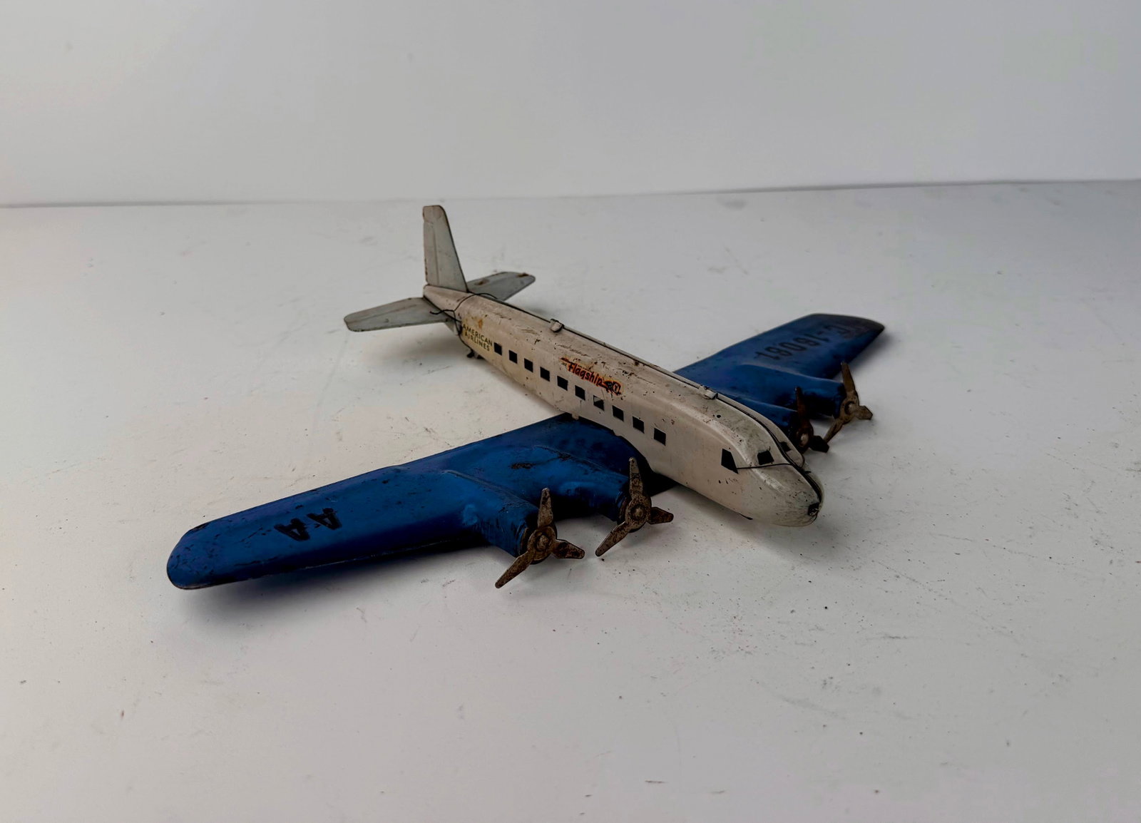 Vintage 1930's Marx Pressed Steel American Airlines NC-16061 Toy Airplane (1 of 8)