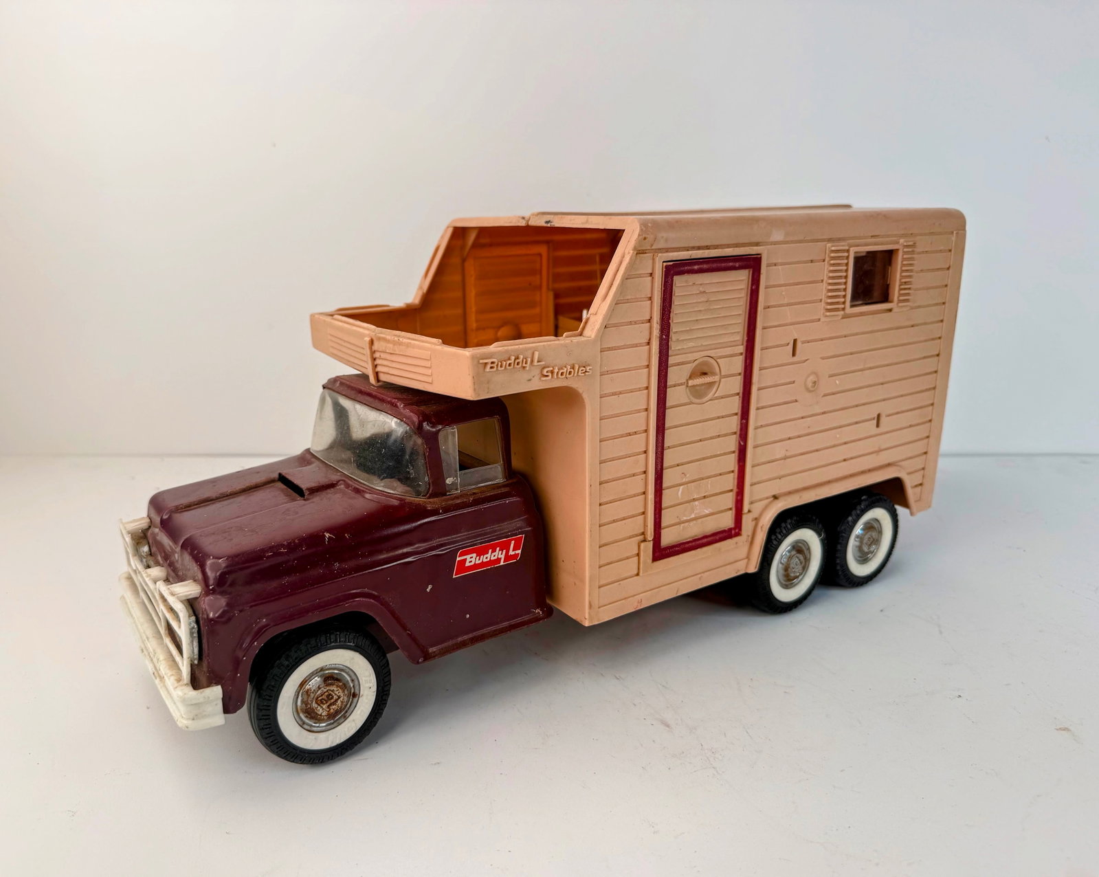 Buddy L Pressed Steel & Plastic Buddy L Stables Horse Trailer (1 of 6)
