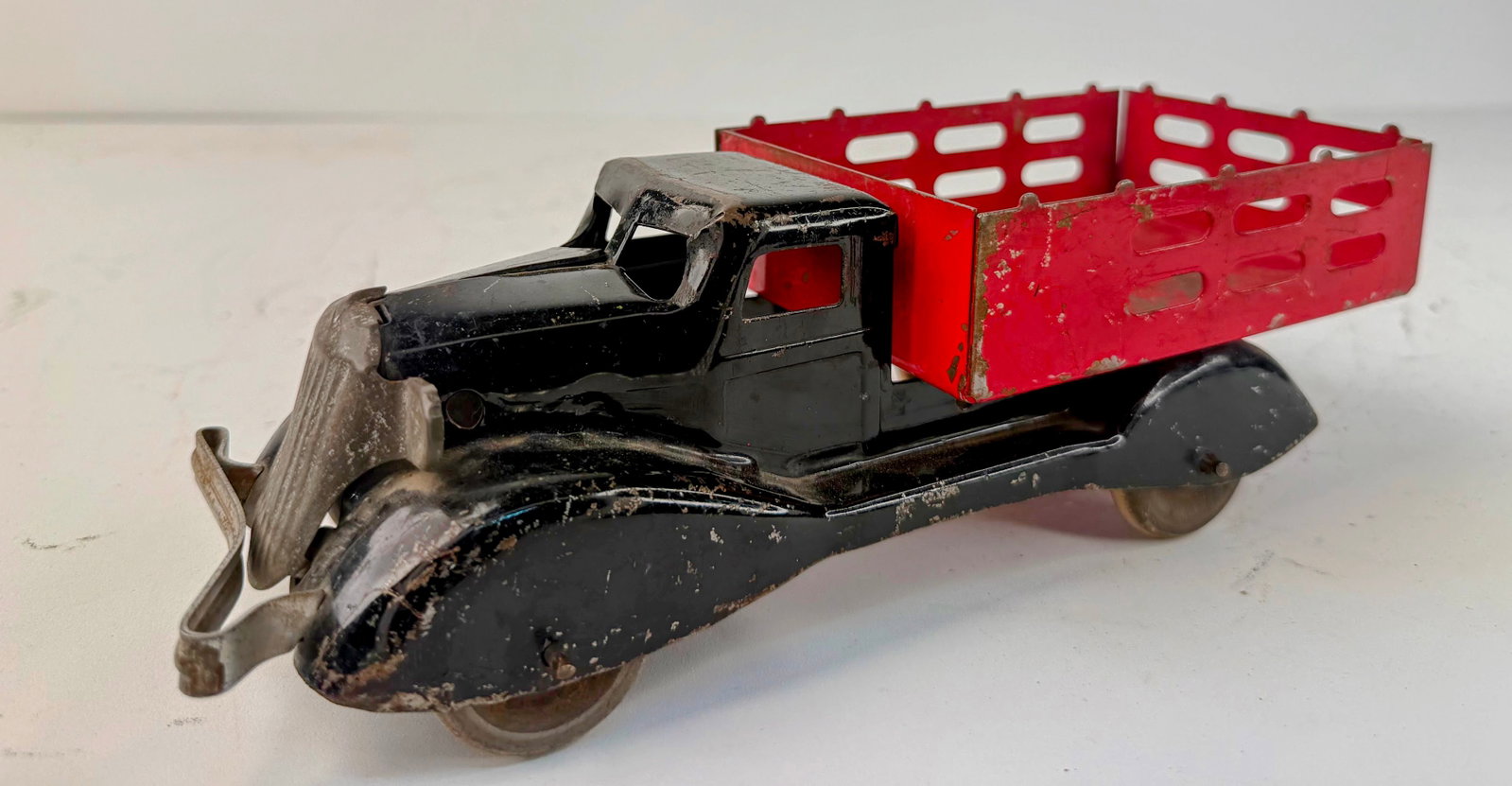 Richard Murray Pressed Steel Toy Truck (1 of 7)