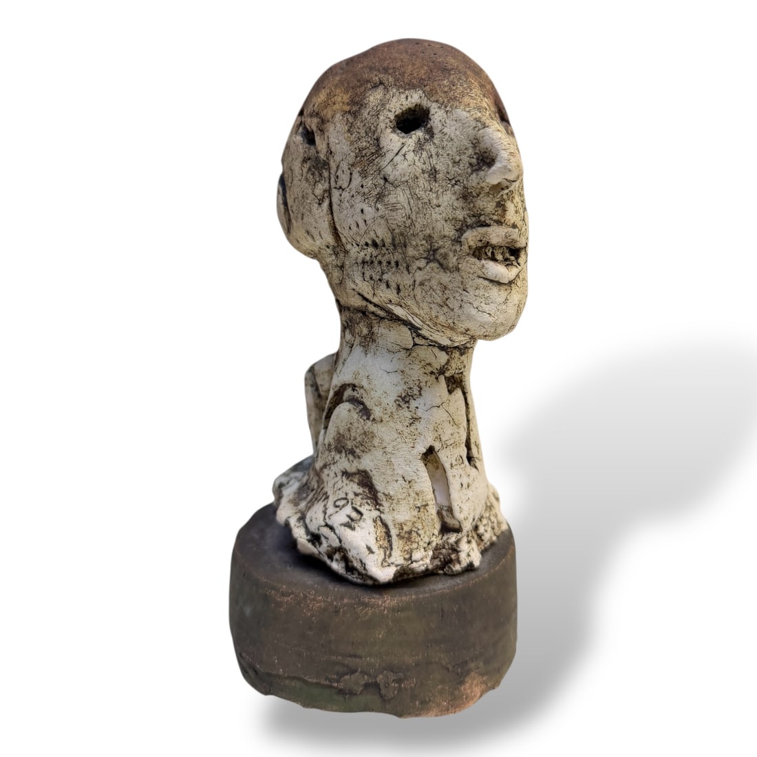 20th century Pacific Northwest Studio Pottery Head by Mike Moran 1992: studio pottery ceramic head on a ceramic base by renown Pacific Northwest ceramicist Mike Moran. 8" x 4" x 4"