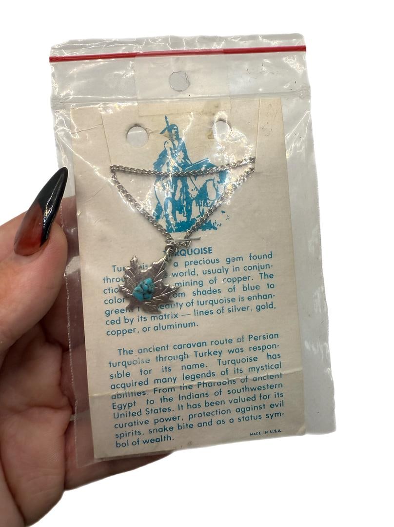 Vintage Turquoise Nugget Maple Leaf Native American Trading Post Souvenir Necklace Genuine: Vintage Turquoise Nugget Maple Leaf Native American Trading Post Souvenir Necklace Genuine Turquoise Nugget with Cardstock Wisdom and History of Turquoise and seeds of knowledge as a gift or keepsake.