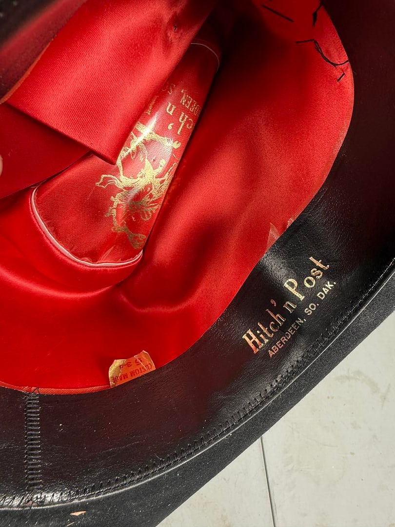 Vintage Felt Hitch n Post Aberdeen South Dakota Cowboy/Cowgirl Western Hat with Pheasant Feathers - 7