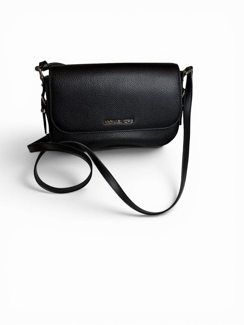 Michael Kors BEDFORD LEGACY Black Large Large Flap Crossbody Leather Brand New with Tags 228 USD: LOT 46 Michael Kors; BEDFORD LEGACY Black Large Large Flap Crossbody Leather NWOT MSRP $228.00 SKU 196163536156