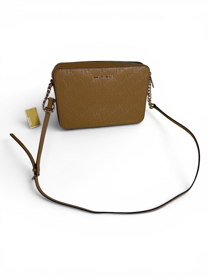 Michael Kors JET SET Pale Peanut Large East West Crossbody Bag Brand New with Tags 228 USD: LOT 53 Michael Kors; JET SET Pale Peanut Large East/West Crossbody Bag NWOT MSRP $228.00 SKU 196237540553