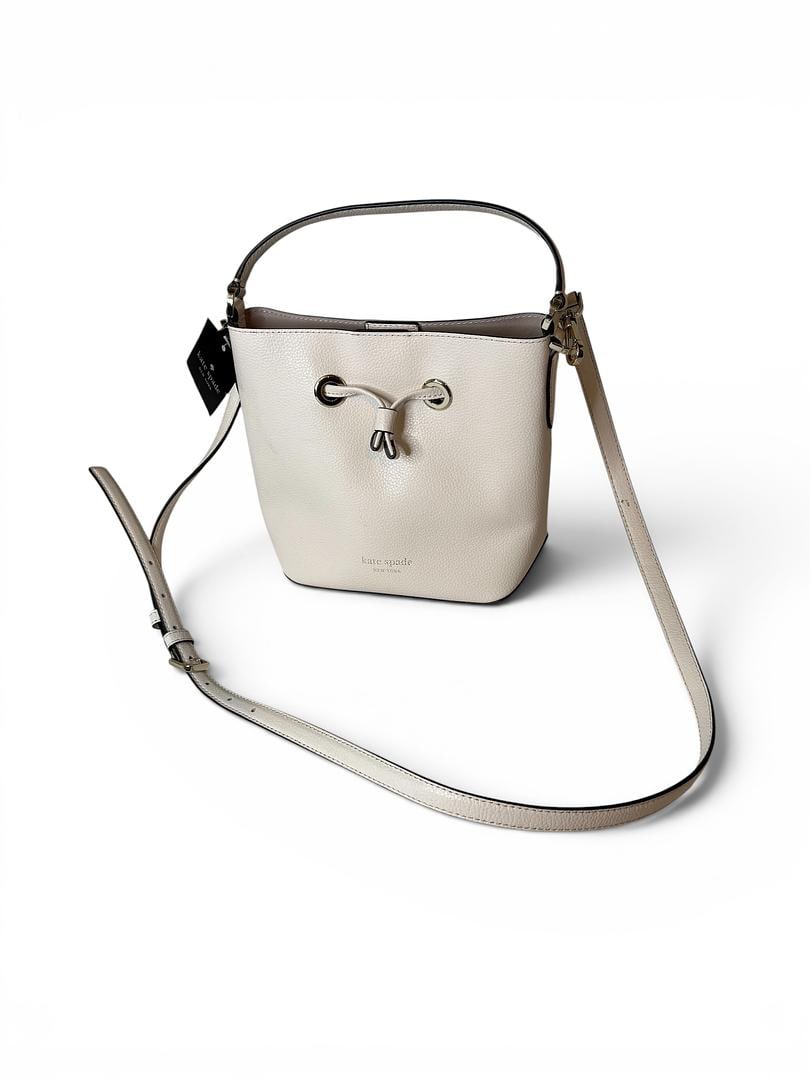 Kate Spade Womens Small Bucket Refined Grain Parchment Care Card Included 299 USD: LOT 85 Kate Spade; Style# WKRU5857 EVA Women’s Small Bucket Refined Grain Parchment (100) PAR; NWOT MSRP $299 UPC 767883276310; Included: Care Card