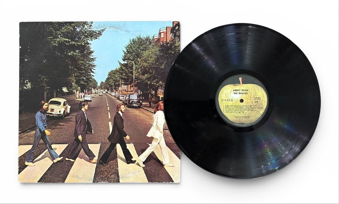 The Beatles Abbey Road LP Vinyl Record 1995 (1 of 3)