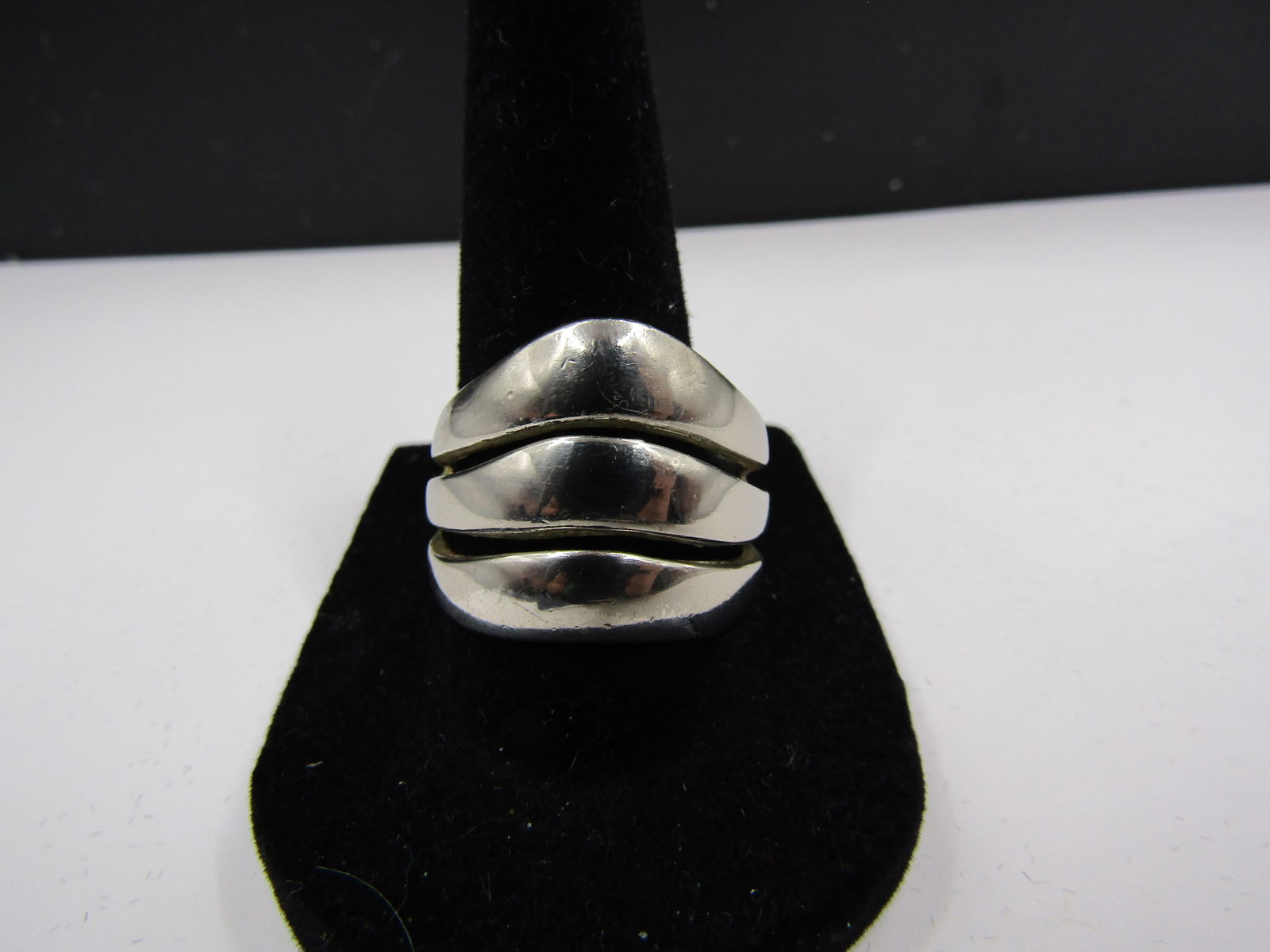 Size 10 Sterling Silver Vintage Modernist Ring , 9 grams (1 of 4)