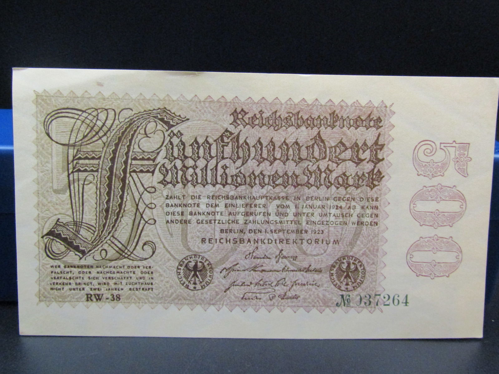 1923 German 500 Million Mark Note, Crisp UNC. Tough WWI Era (1 of 2)