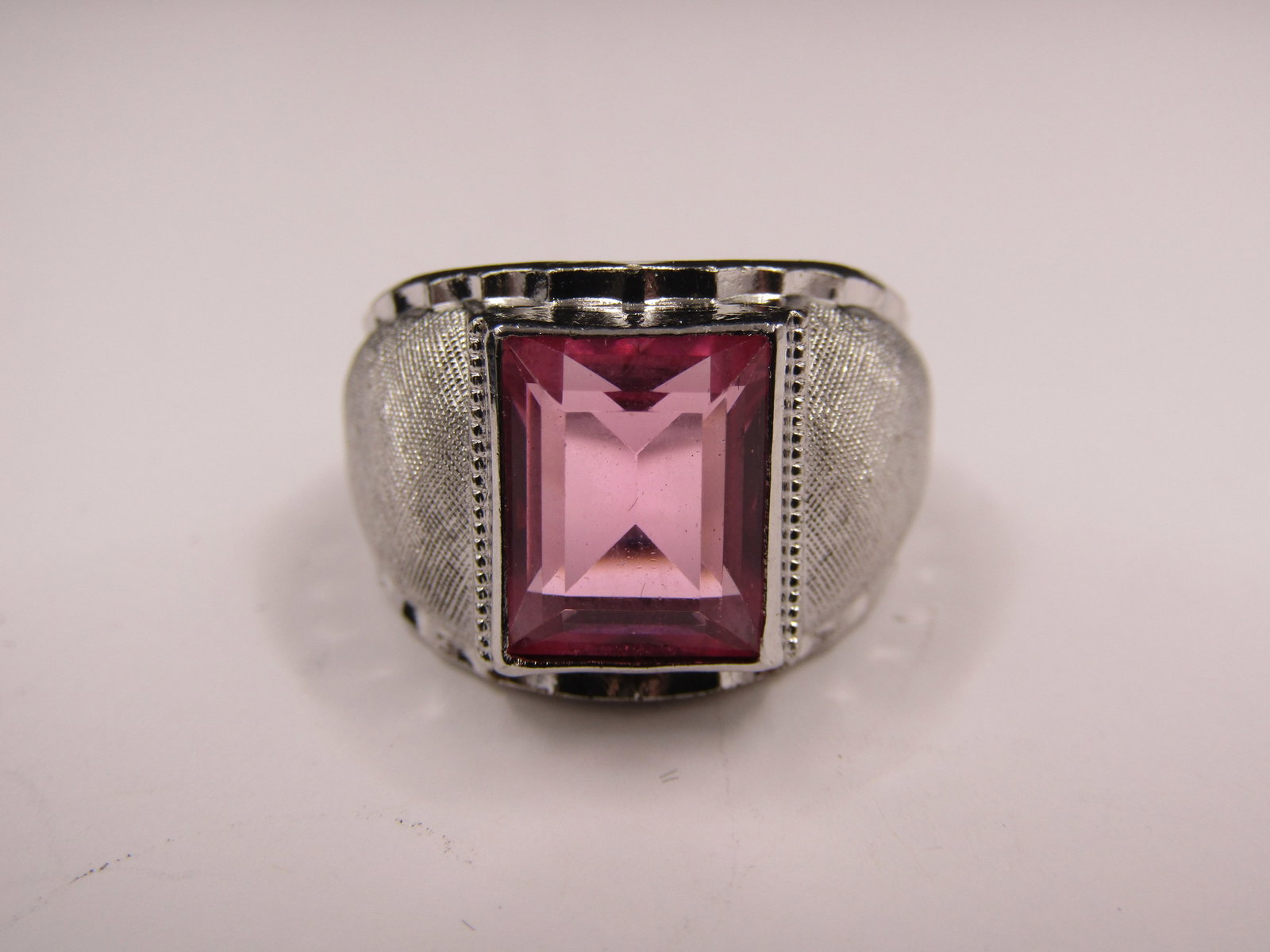 Sterling Silver Size 7.5 Art Deco Pink Glass Ring: Sterling Silver Size 7.5 Art Deco Pink Glass Ring Condition Yes, we will ship this item, we provide in house shipping to save our customers money. S&H fees and insurance will be added to your invoice.