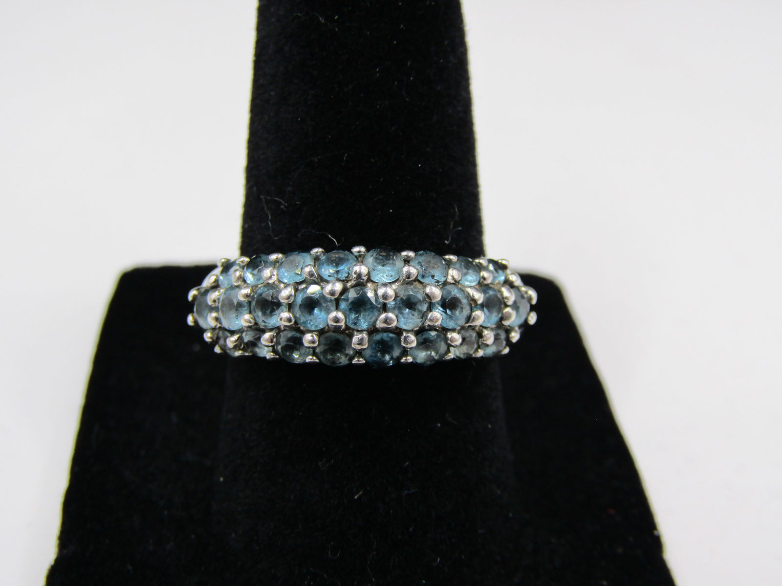 Size 6.75 Blue Topaz Sterling Silver Ring: Size 6.75 Blue Topaz Sterling Silver Ring Condition Yes, we will ship this item, we provide in house shipping to save our customers money. S&H fees and insurance will be added to your invoice. If you