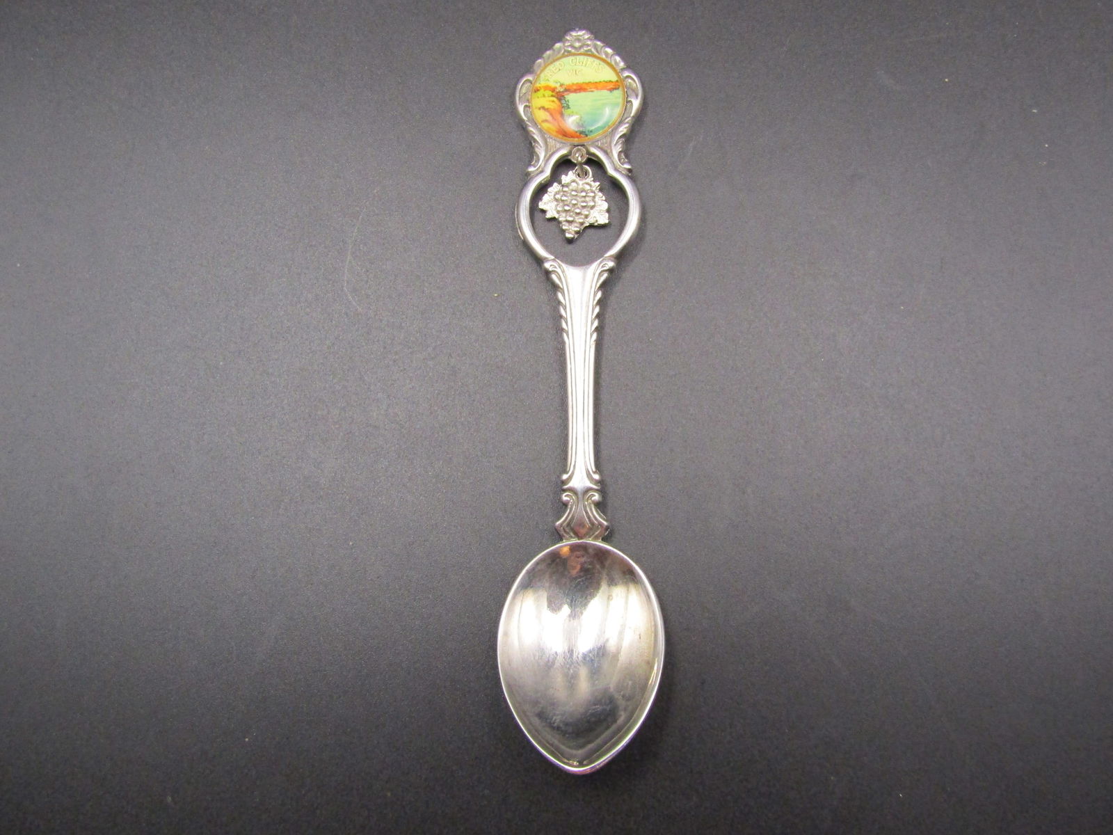Vintage Silver Plated Red Cliffs Vic. Canada Souvenir Spoon (1 of 4)