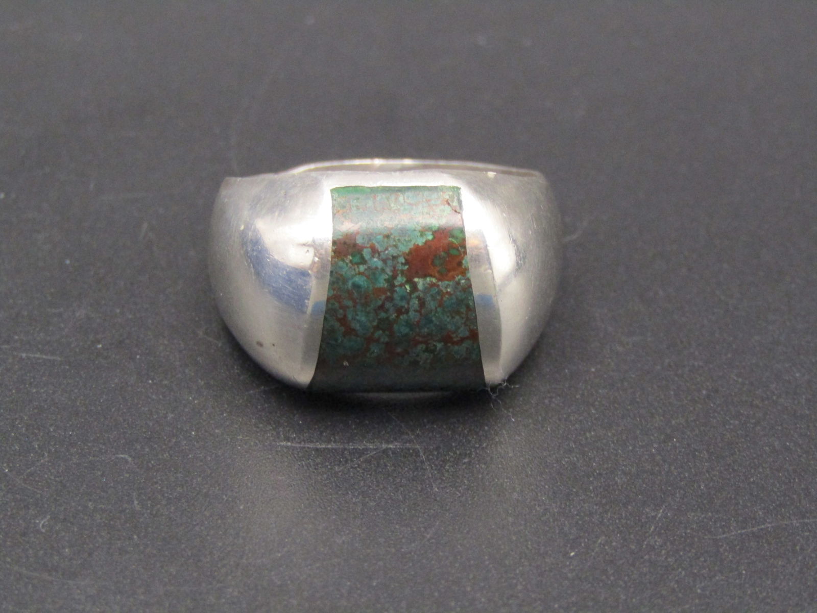 Large Vintage Navajo Sterling Silver Turquoise Ring , Size 12 (1 of 3)