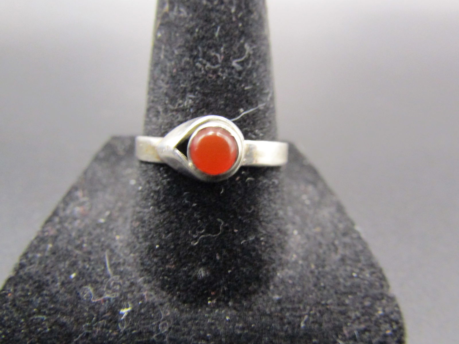 Vintage Sterling Silver Carnelian Ring, Size 8 (1 of 3)