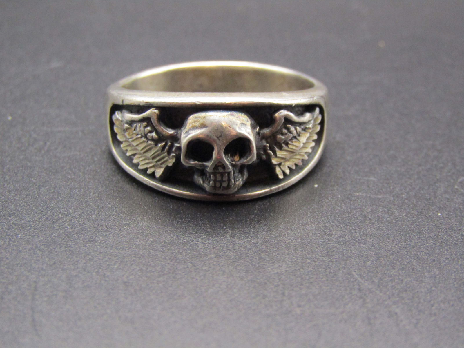 Vintage Sterling Silver Skull Ring, Size 14.5: Vintage Sterling Silver Skull Ring, Size 14.5