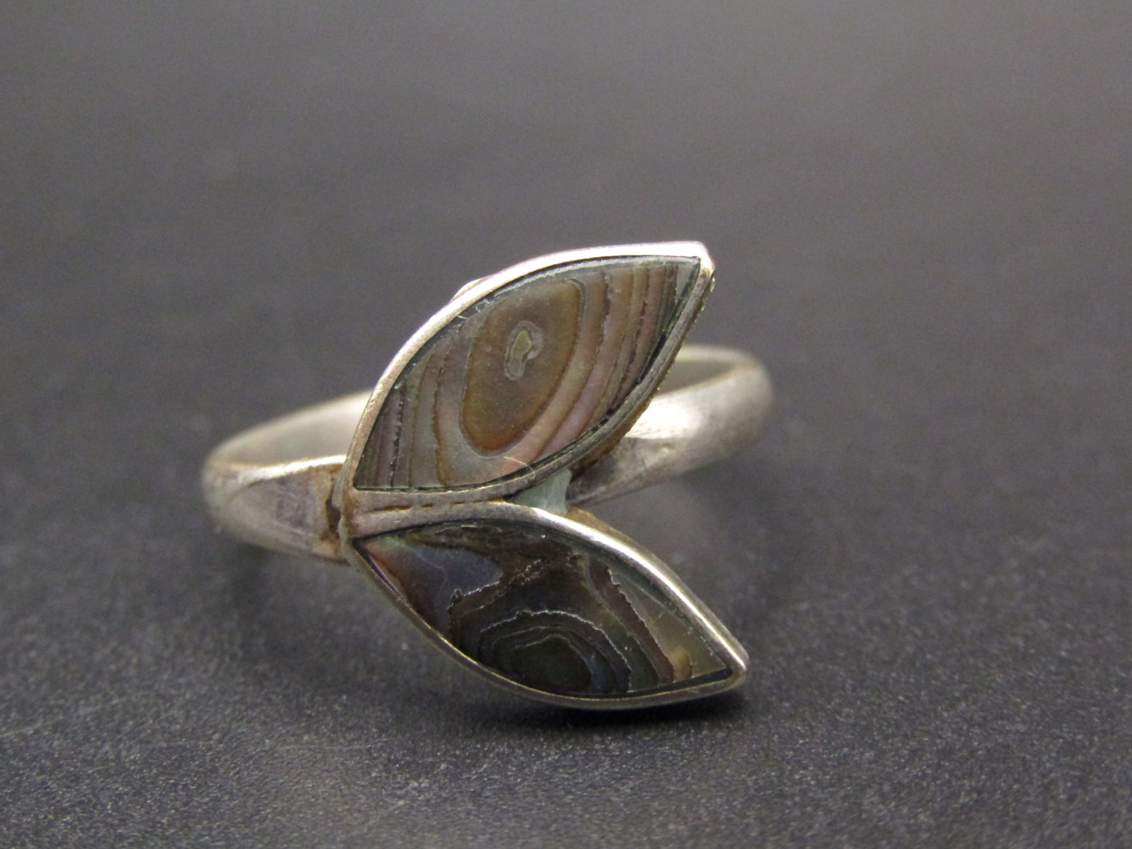 Vintage Sterling Silver Tropical Abalone Leave Ring, Size 8: Vintage Sterling Silver Tropical Abalone Leave Ring, Size 8