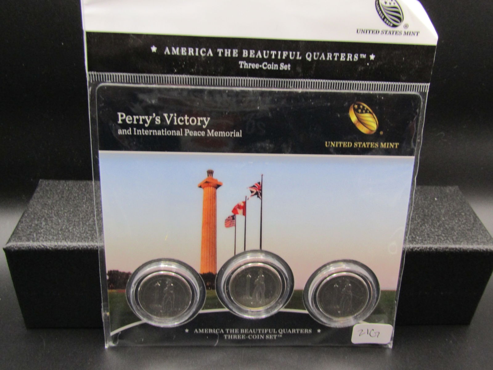 2013 Perry's Victory US Mint America The Beautiful 3 Coin Set. UNC P and D, Proof S Mint Marks (1 of 3)