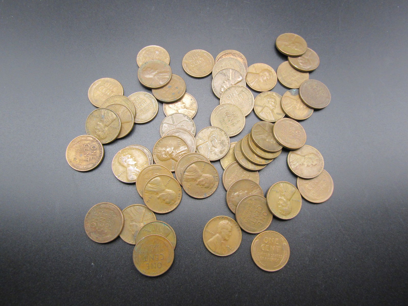 50 Unsearched Lincoln Wheat Cents (1 of 3)