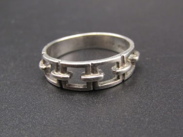 Vintage Sterling Silver Chain Ring, Size 6.5