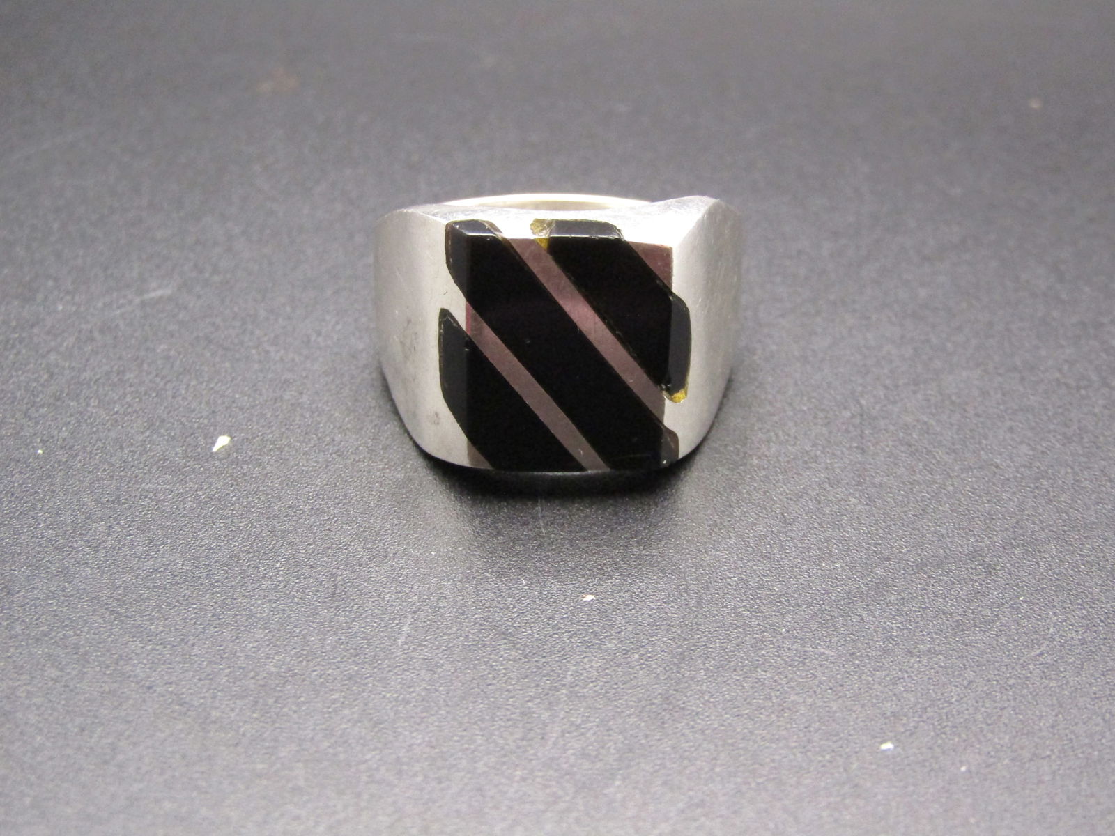 Vintage Size 10 Sterling Silver and Black Onyx Mens Ring (1 of 5)