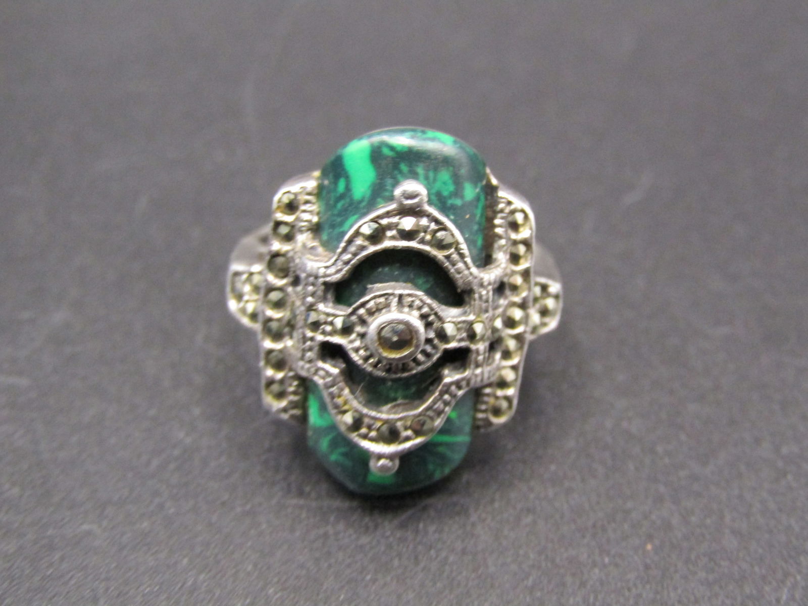 Vintage Sterling Silver Edwardian Style Malachite / Marcasite Art Deco Ring Size 5 (1 of 4)