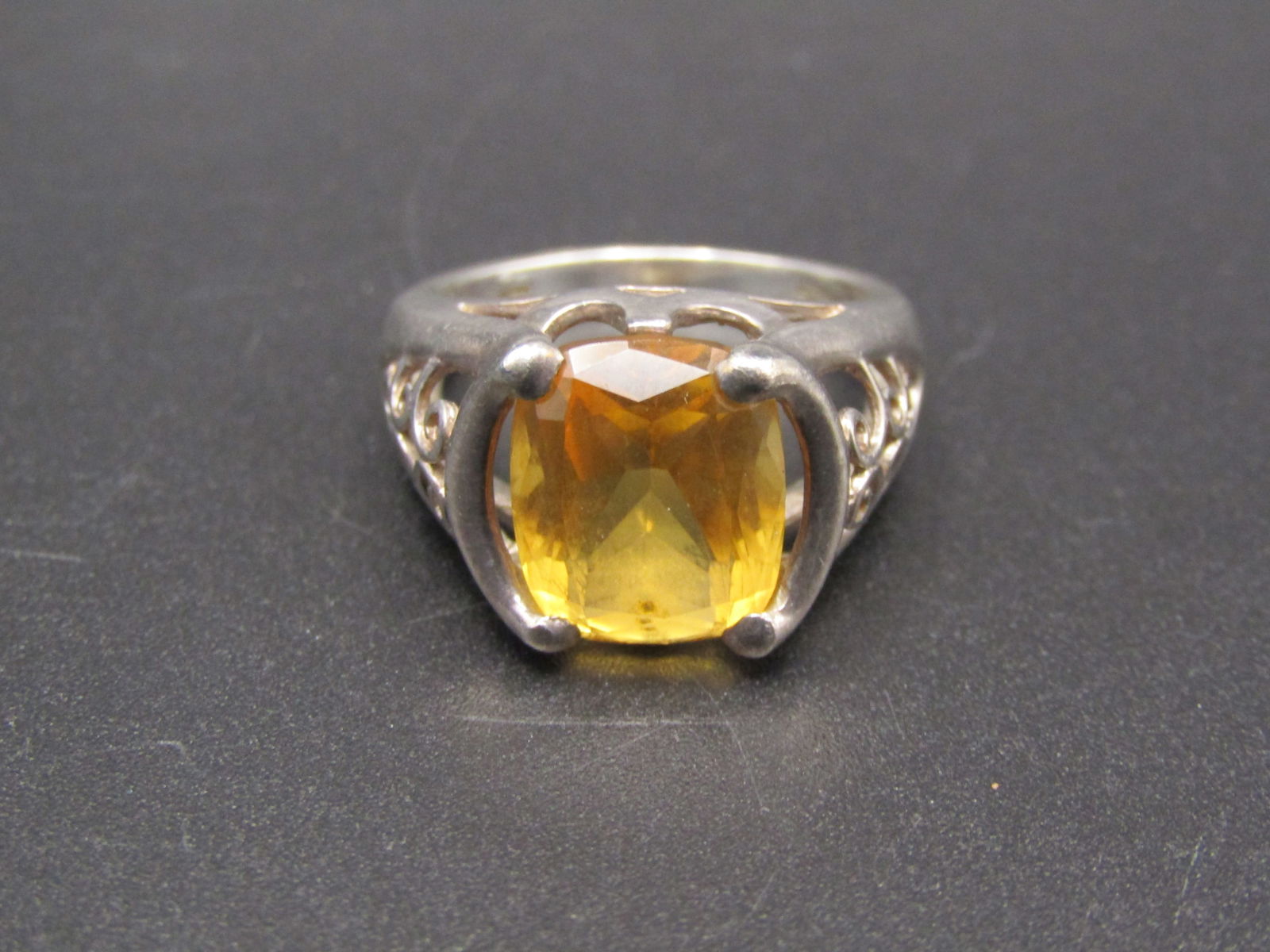 Vintage Sterling Silver Citrine Ring, Size 8 (1 of 5)