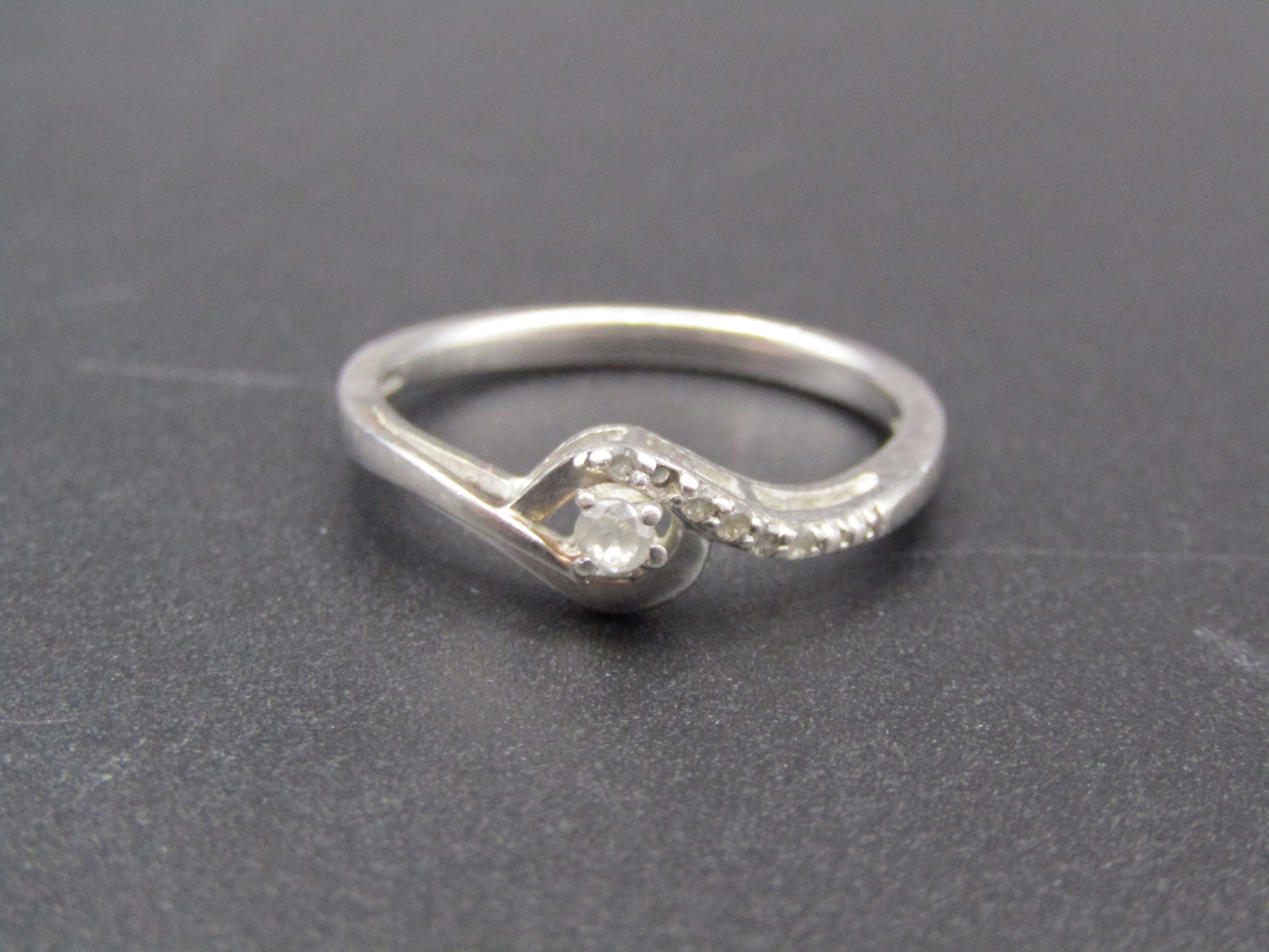 Vintage Sterling Silver Gemstone Ring, Size 6.5 (1 of 4)