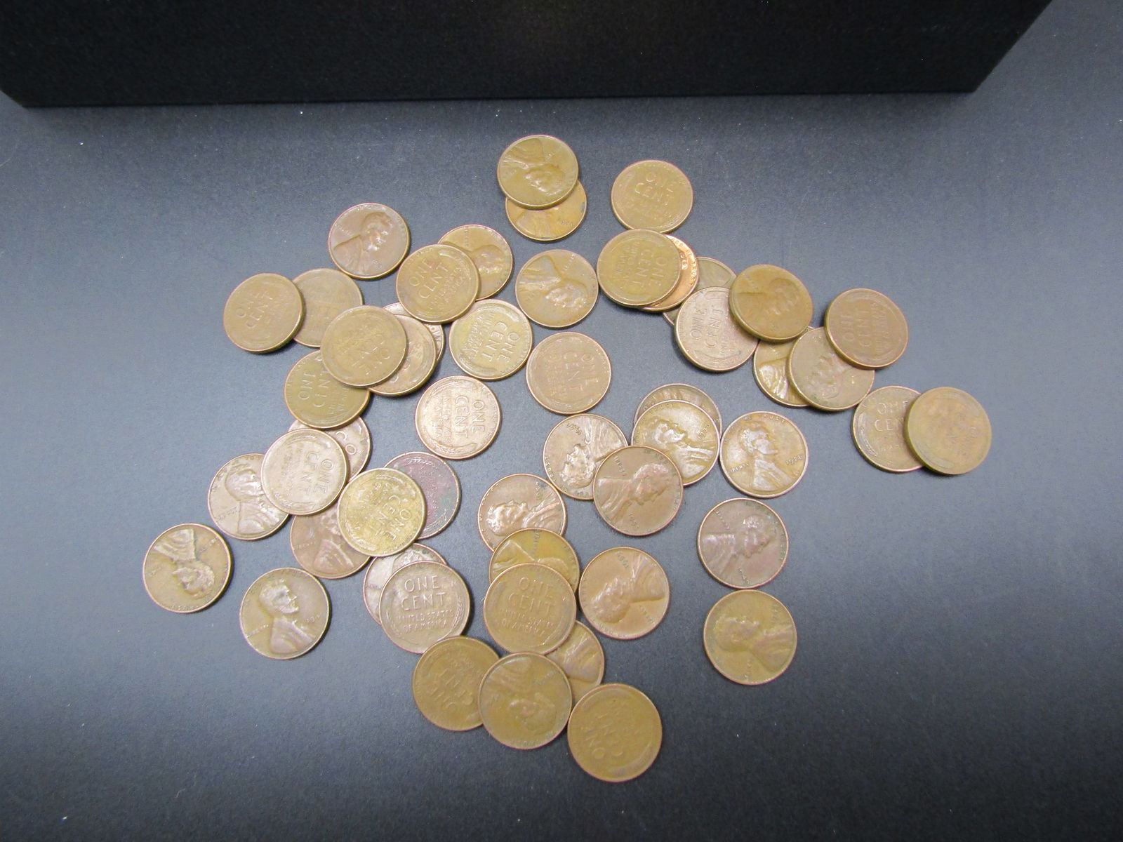 50 Unsearched Lincoln Wheat Cents (1 of 3)