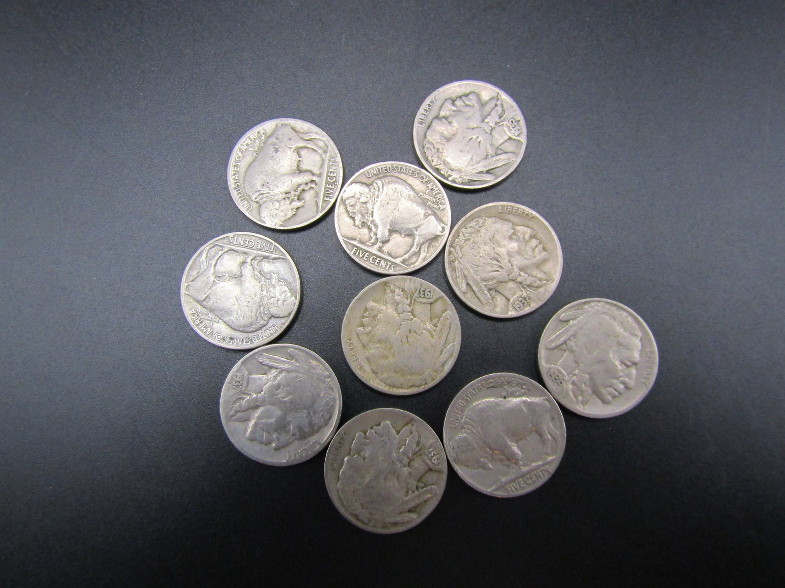 10 Mixed Date and Mixed MM Buffalo Nickels, Counted and Bagged - Unsearched per Consignor (1 of 2)