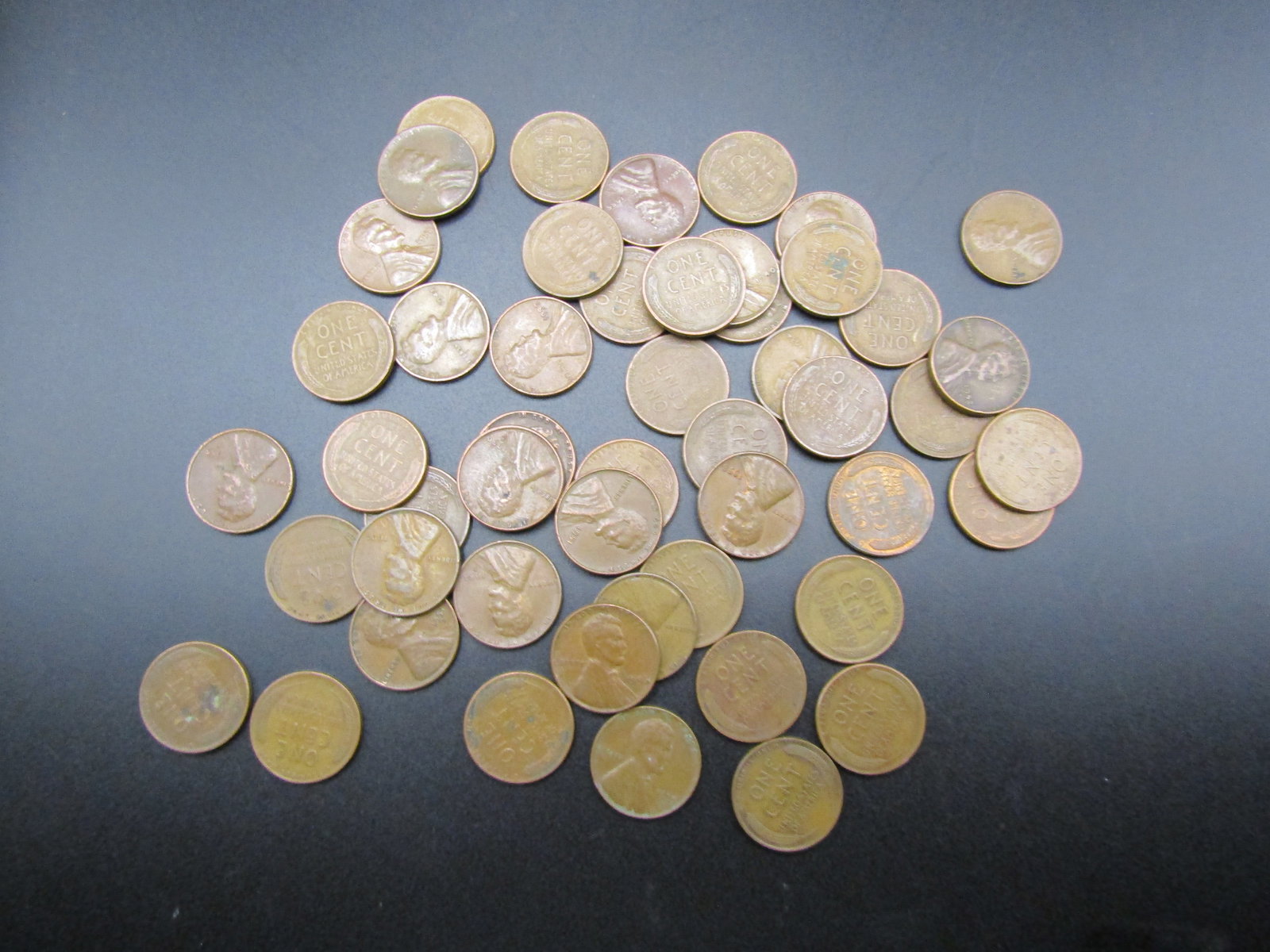 50 Unsearched Lincoln Wheat Cents (1 of 2)