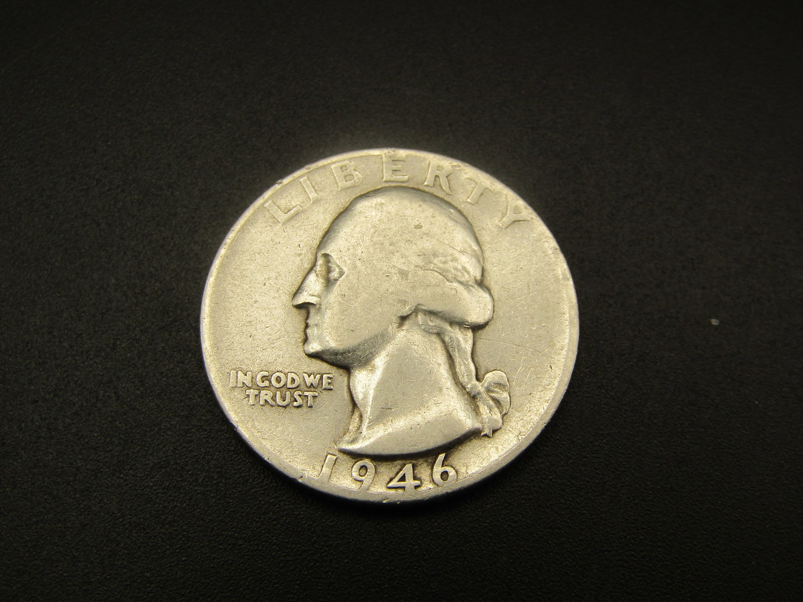 1946, (WWII ERA) 90% Silver, Washington Quarter, 80 Years old (1 of 2)