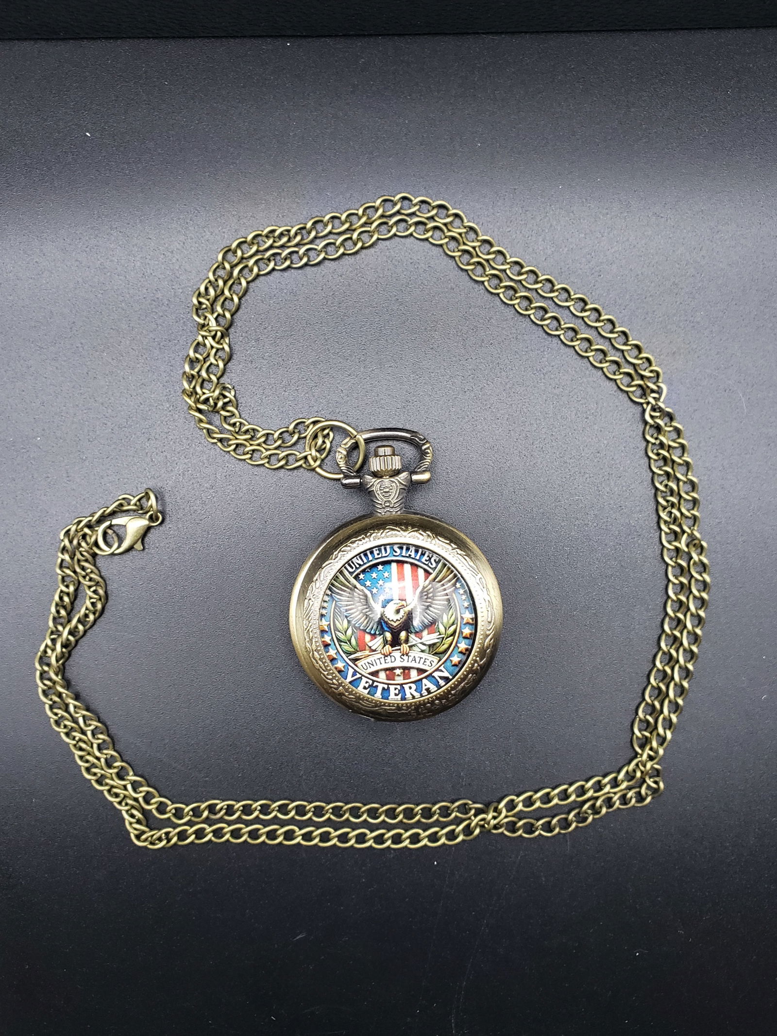 US Veteran Patriotic Eagle Pocket Watch w/Chain- Working (1 of 3)