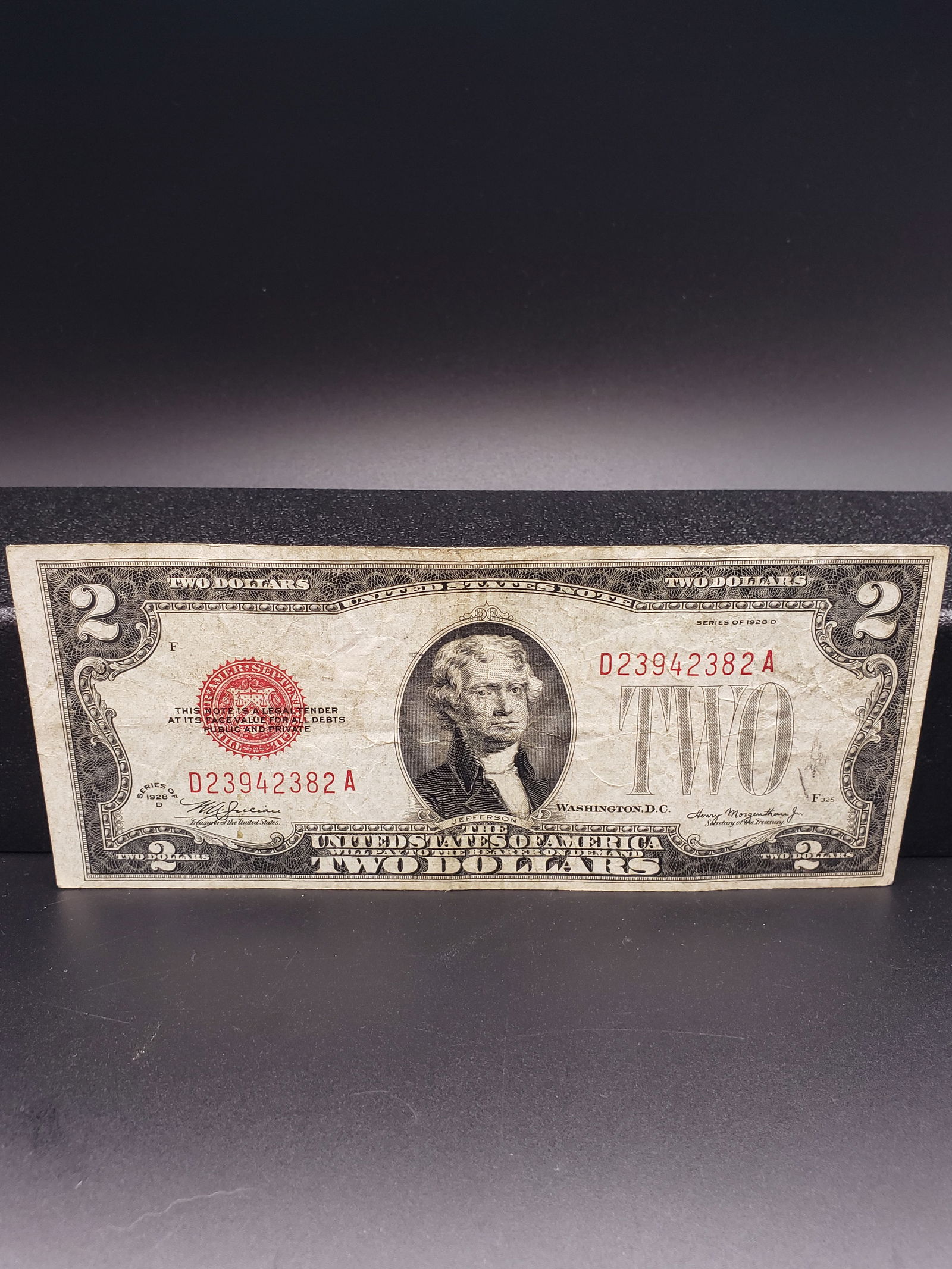 1928-D Red Seal $2 US Note. OFF CENTER ERROR, Nice Condition (1 of 4)