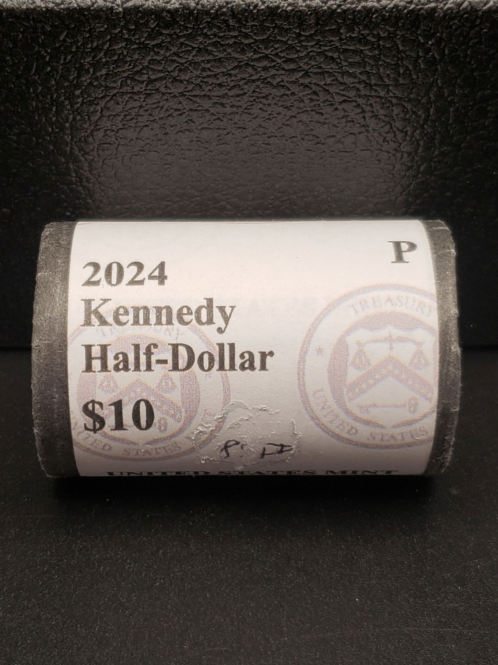 US Mint $10 Roll of 2024-P GEM BU Kennedy Half Dollars (1 of 3)