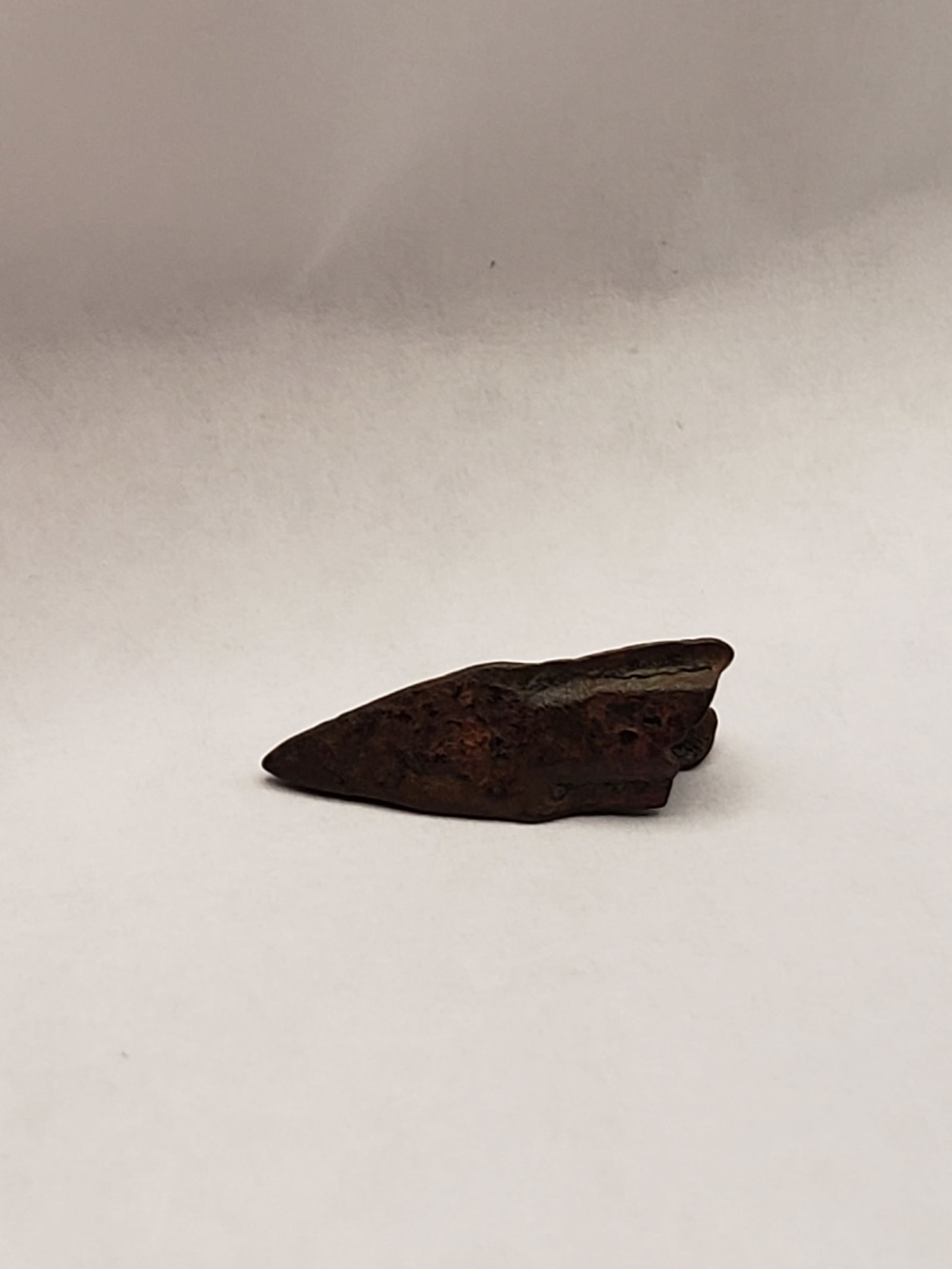 Roman Bronze Barbed Arrowhead, VERY RARE ARTIFACT, Over 1,500 Years Old!: Roman Bronze Barbed Arrowhead, VERY RARE ARTIFACT, Over 1,500 Years Old! Condition Yes, we will ship this item. We offer in-house shipping to help save our customers money. Shipping & handling fees an