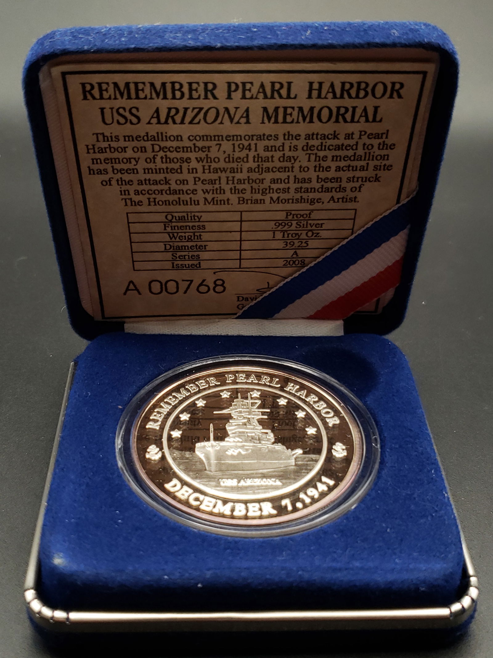 One Troy Ounce .999 Fine Silver Pearl Harbor Round, Box and COA (1 of 3)