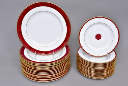 Set of 18 Spode Bordeaux Dinner and Salad Plates