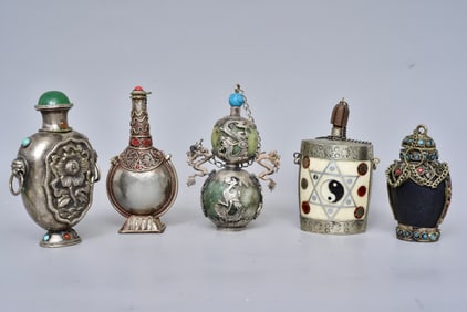 Chinese Tibetan Snuff Bottles