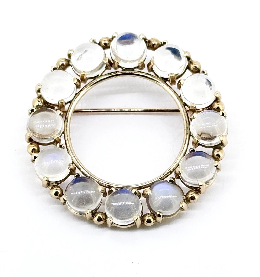 Vintage Modernist Circular Clear Cabochon Moonstone Pin Brooch 14k Gold (#145): Vintage Modernist Circular Clear Cabochon Moonstone Pin Brooch 14k Yellow Gold Item: Pin Brooch Brand: Unbranded Material: 14K Yellow Gold. Gemstone: Moonstones (Cabochon) Gemstone Dimensions: 6mm x 6