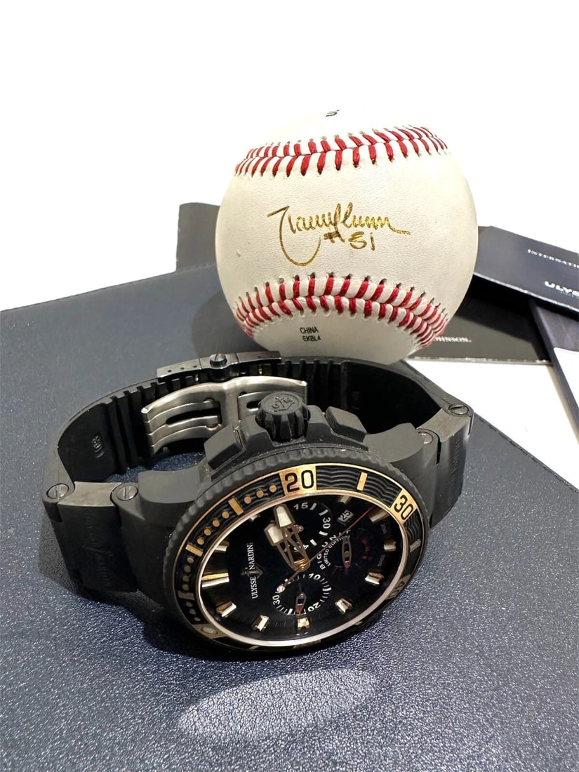 Ulysse Nardin Black Sea Chronograph Big Unit R.Johnson, 62/100 Rose Gold & Black: Ulysse Nardin Black Sea Chronograph Big Unit Randy Johnson, Limited Edition, 62/100 PC,Rose Gold on Black Rubber 353 95, Includes a Signed Baseball. Condition: Excellent. Brand: Ulysse Nardin. Movemen