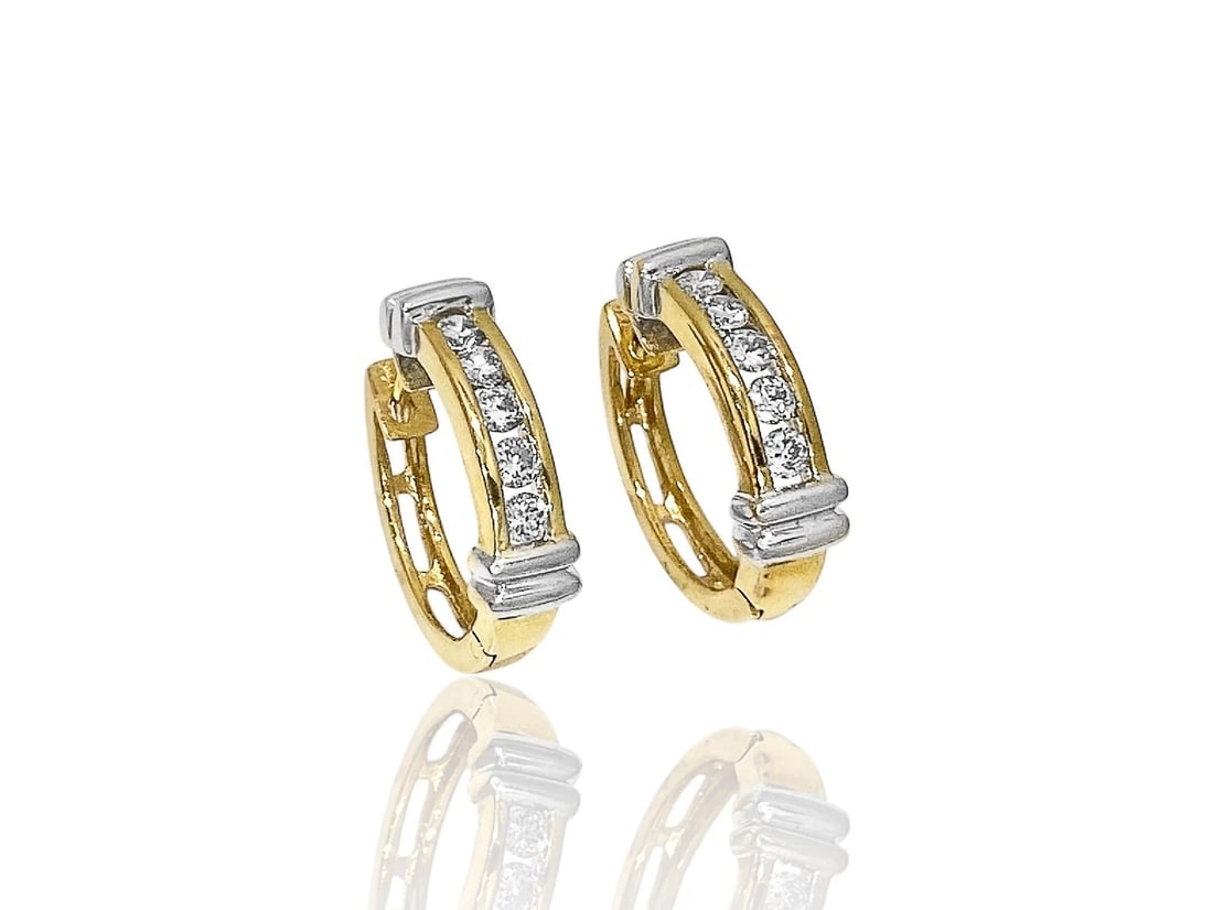 14kt Yellow & White Gold w 10 Round Natural Diamonds Pair of Hoop Earrings 19mm: Item: Pair of Hoop Earrings Metal: 14K Yellow and White Gold Diamonds: Natural, 10 stones total, SI1-SI2 Clarity, I-J Color Earring dimensions: 19mm in diameter, 4mm wide Total weight: 5.6 grams Condi