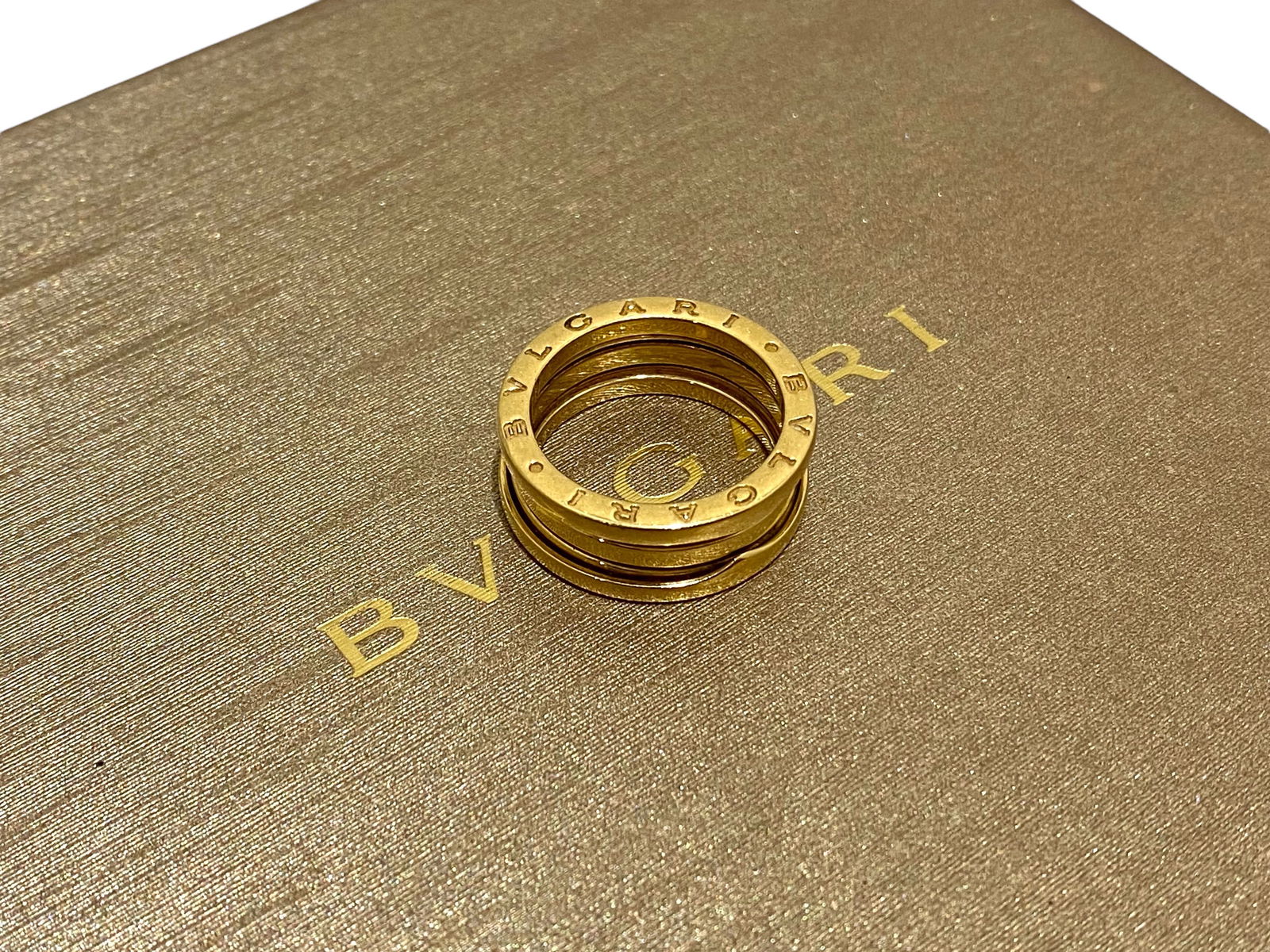 BVLGARI B.Zero1 18K Yellow Gold Three Band Ring Size 57: Condition: Like New. Brand: BVLGARI. Metal: 18k Yellow Gold. Gem stone: No Gemstone. Ring Size: 57 Weight: 10.5grams
