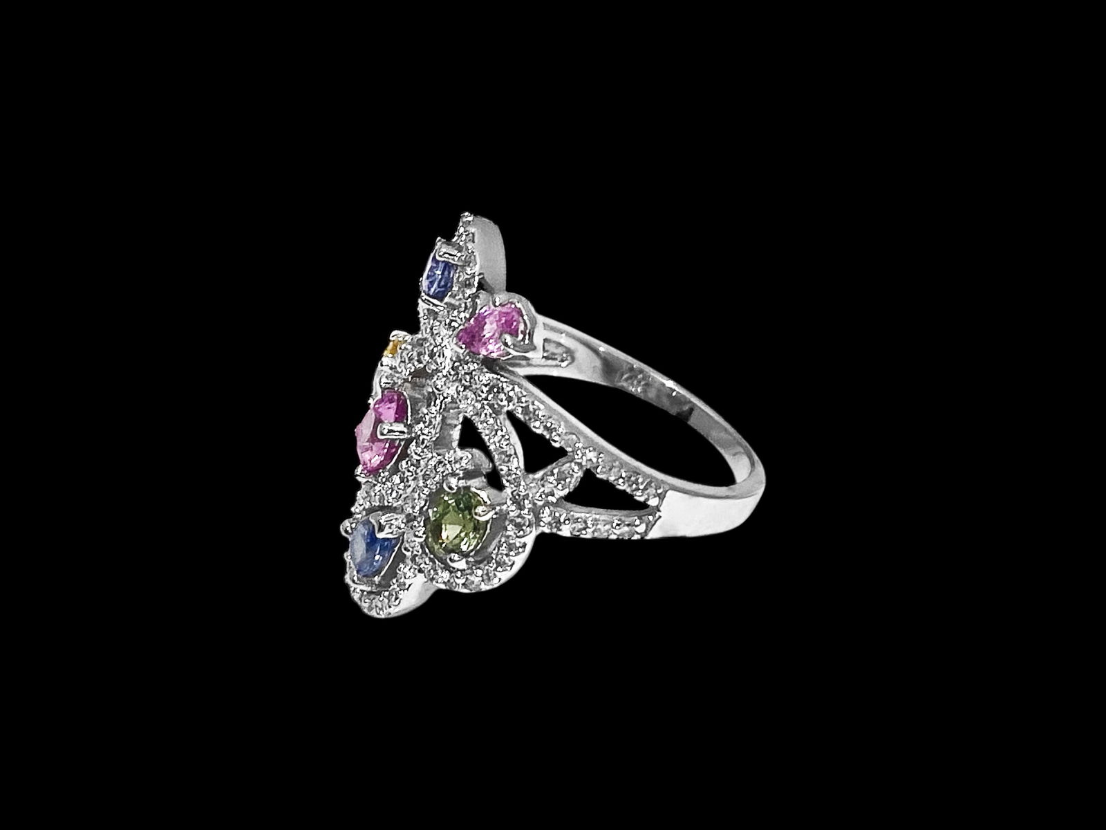EFFY Multi Sapphire and Diamond Cocktail Ring in 14K White Gold.: Condition: Like New Brand: EFFY. Metal: 14K White Gold. GemStone: Round Brilliant-cut Diamond and Sapphires. Sapphire Stone Cut: Pear and Oval Cut Ring Size: 7.25. Weight: 6.8 grams.