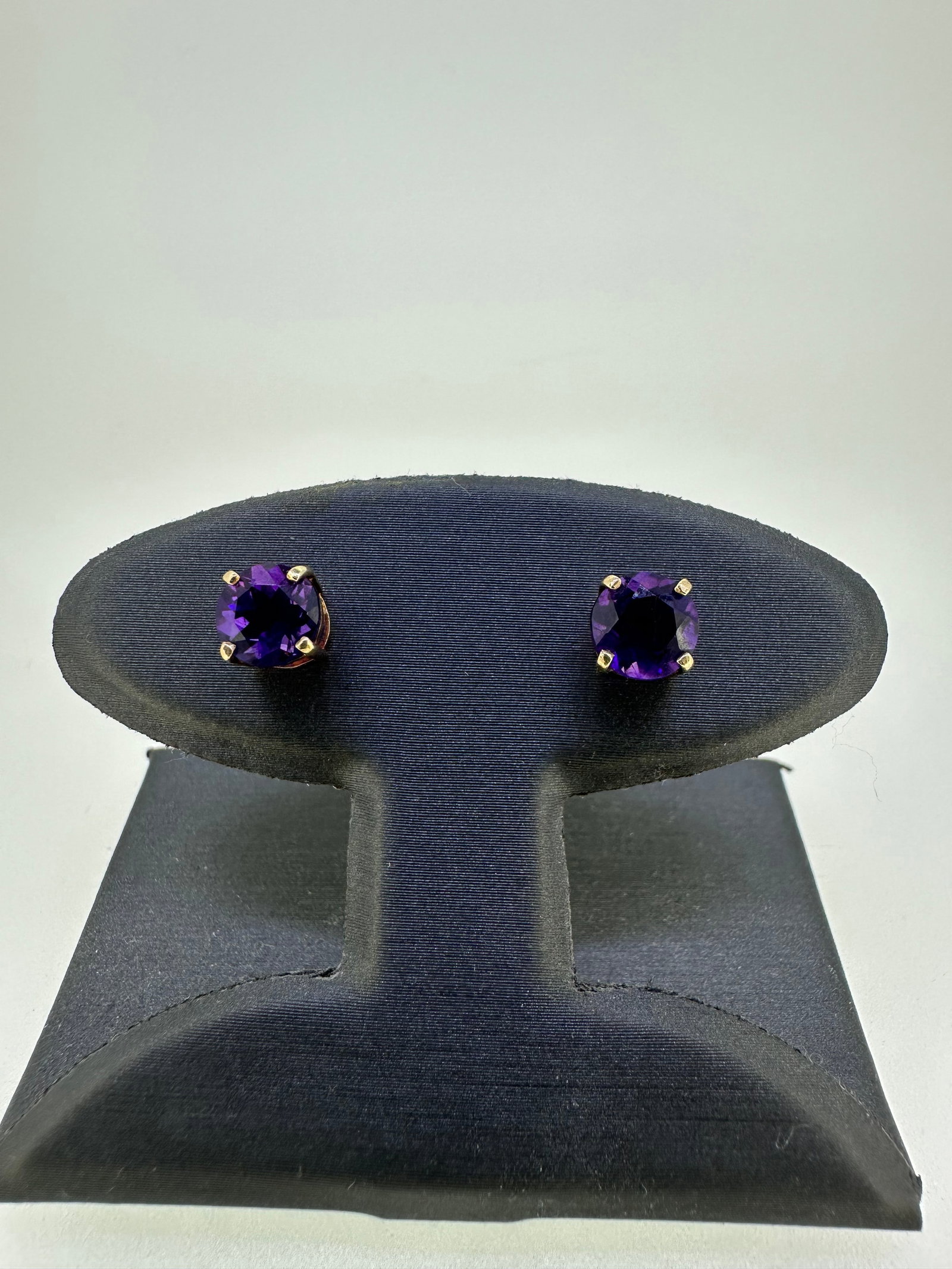 14k Yellow Gold Amethyst Stud Earrings (1 of 3)
