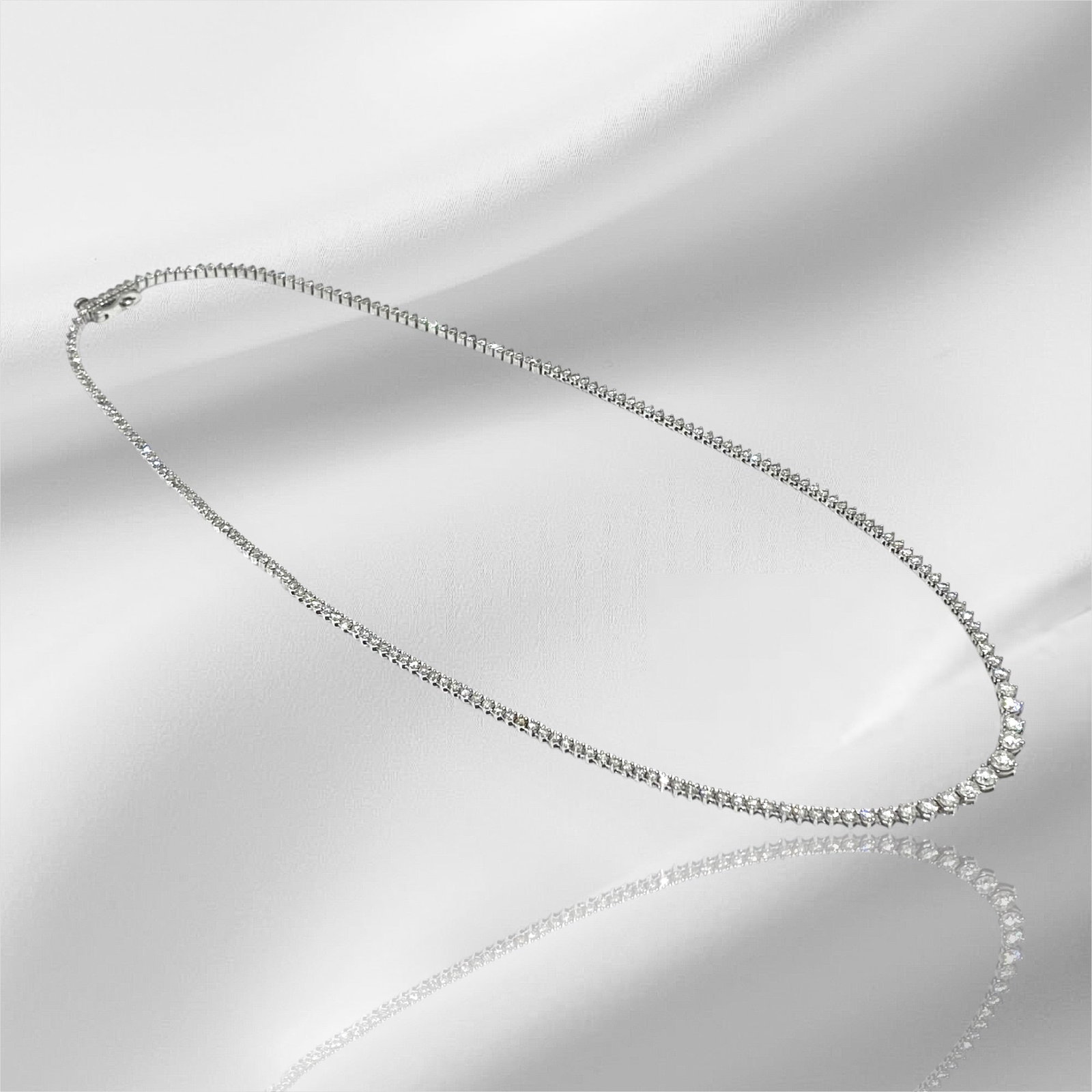 Saks APX 4 TCW Diamond Graduated Tennis Necklace in 14k White Gold / IGI Certified. (1 of 5)