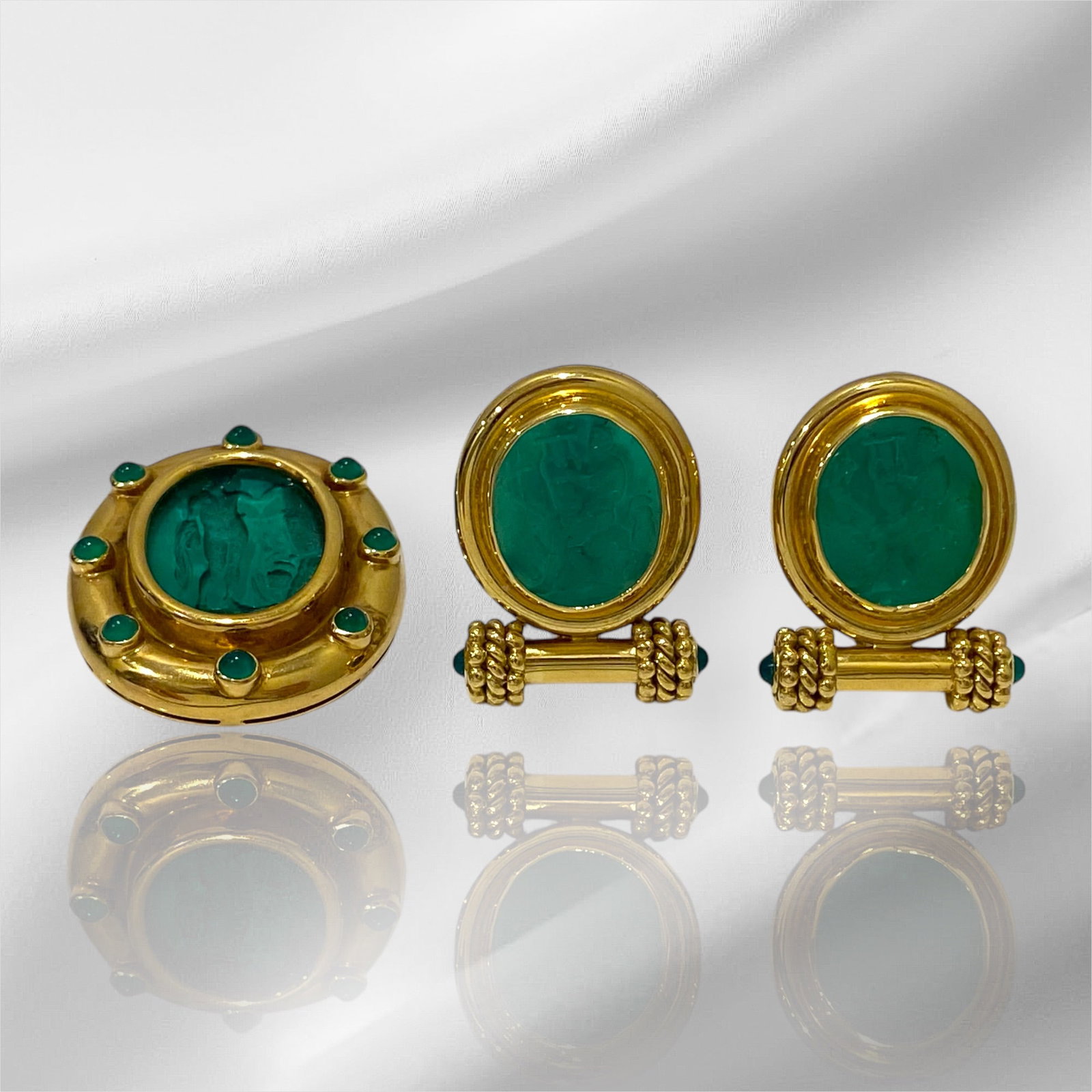 Elizabeth Locke 18k Yellow Gold Venetian Glass Intaglio Brooch and Earrings Set. (1 of 6)